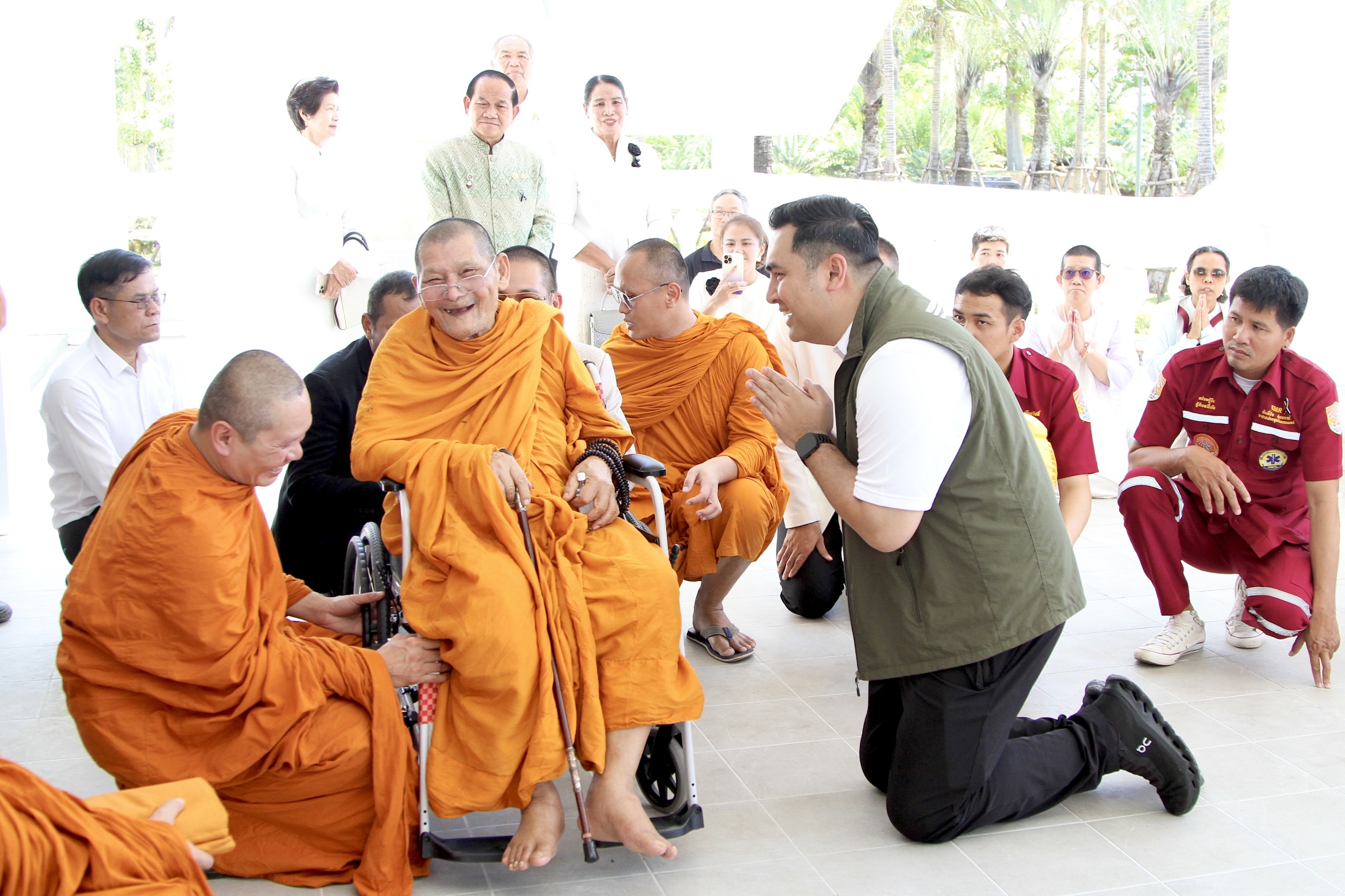title - รองเลขาธิการ ส.ป.ก. ร่วมคณะ รมช.เกษตรฯ ทำบุญงานพืชสวนโลก พร้อมลงพื้นที่ตรวจเยี่ยม ส.ป.ก.อุดรธานี